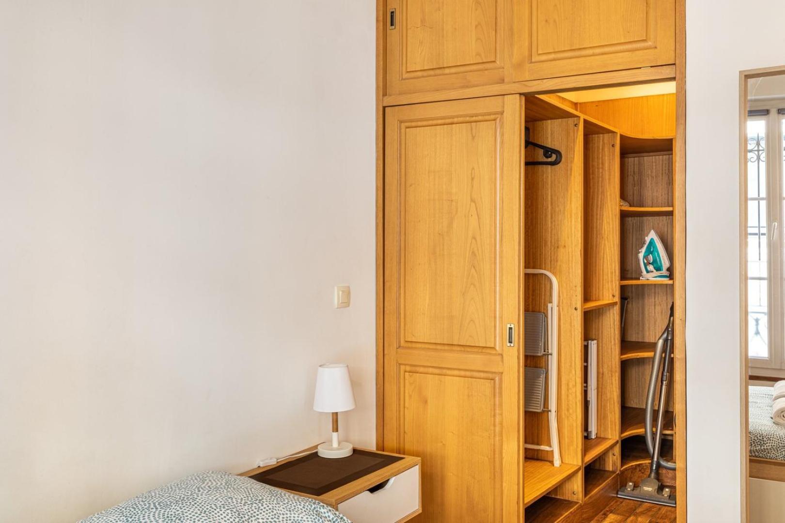 Guestready - Cozy 10 Mins From Arc De Triomphe Parijs
